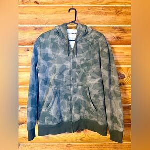 Men's Weatherproof Green Camouflage Zip-Up Hoodie